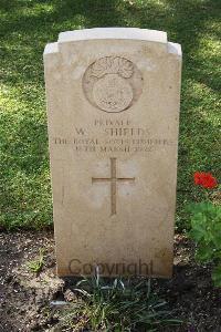 Ismailia War Memorial Cemetery - Shields, W